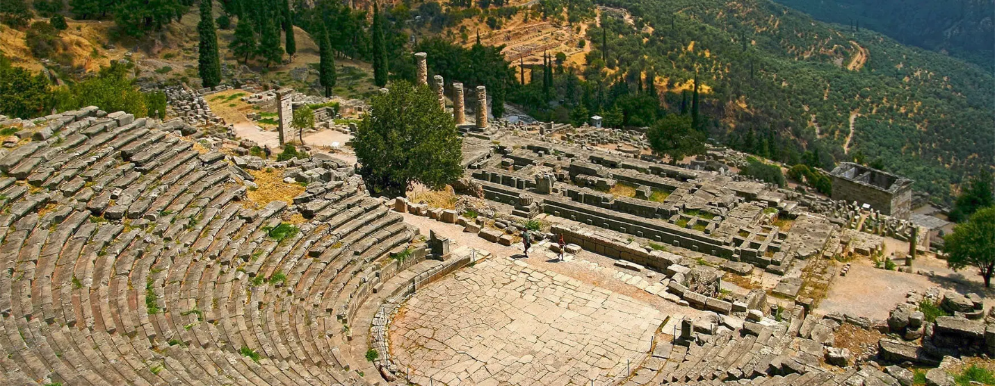  Delphi amphitheater